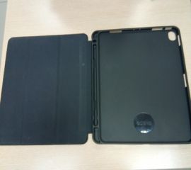  Protection Case For IPad Pro 11, Used, SAR 50
